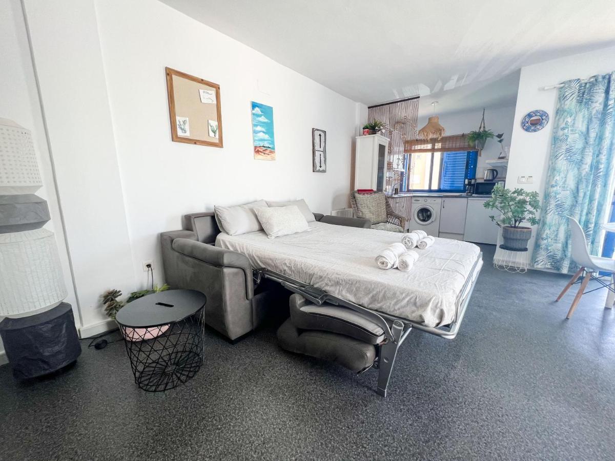 Tarifa Cozy House - Beach View & Balcony Екстериор снимка