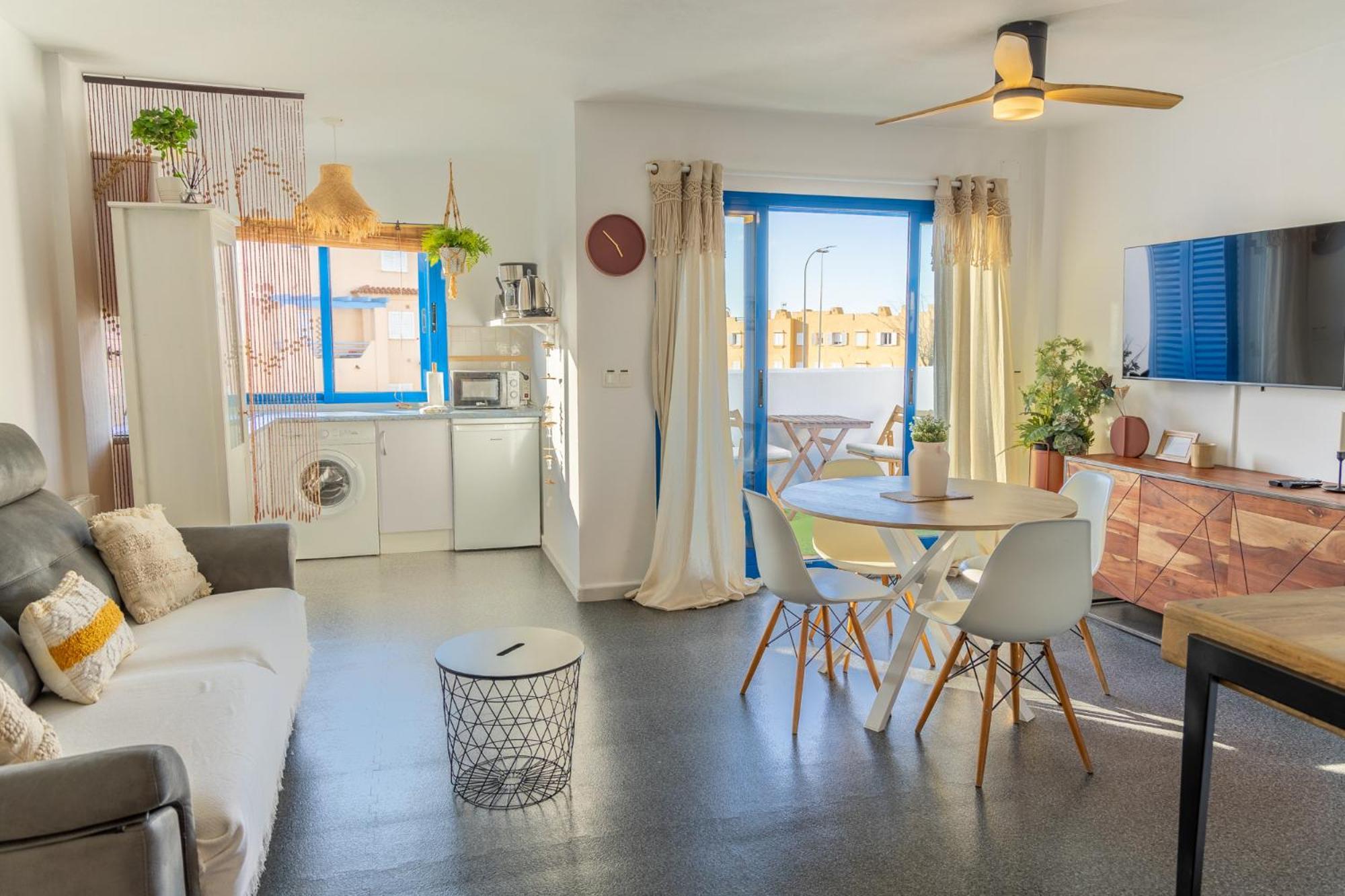Tarifa Cozy House - Beach View & Balcony Екстериор снимка