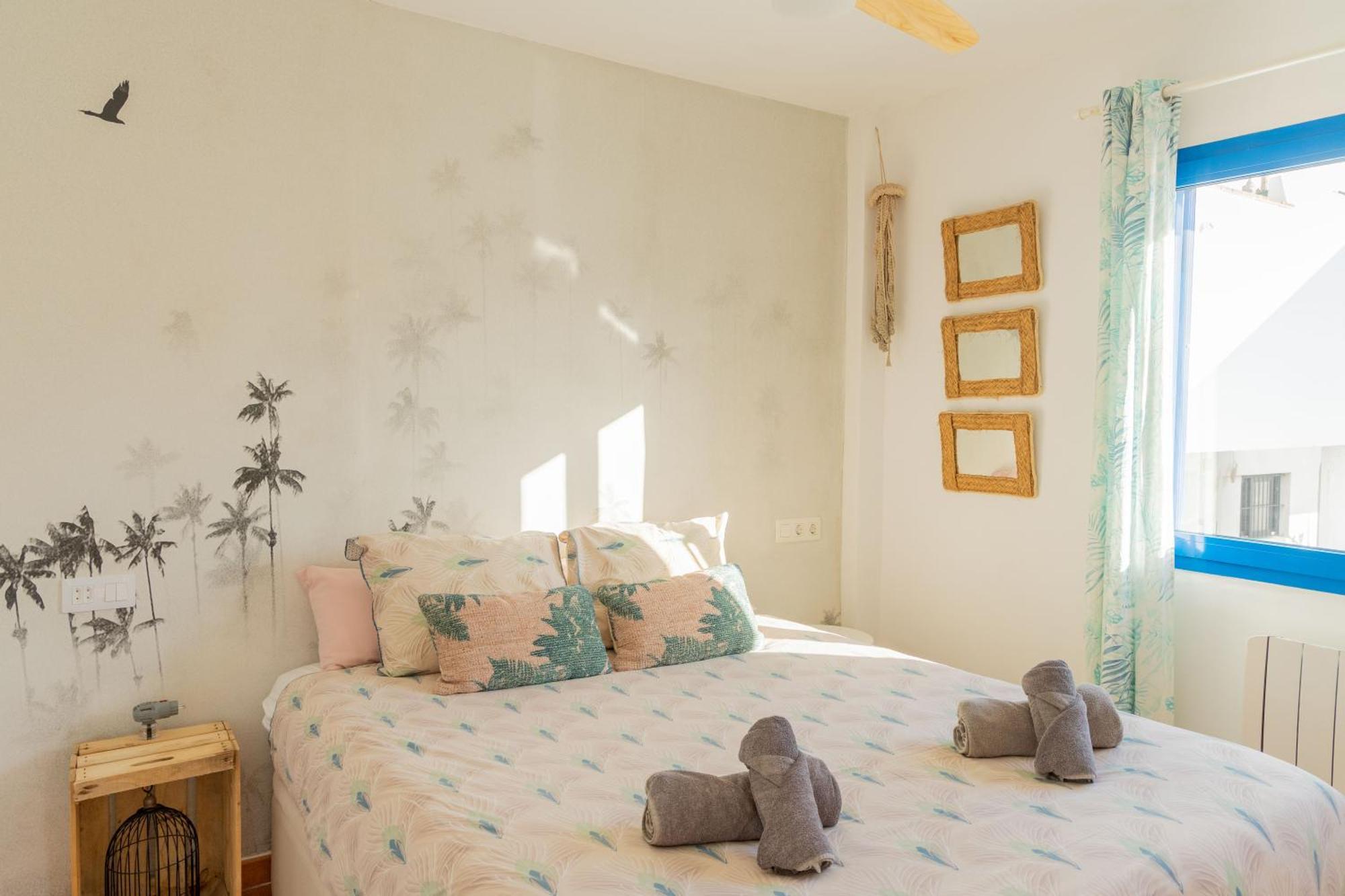 Tarifa Cozy House - Beach View & Balcony Екстериор снимка