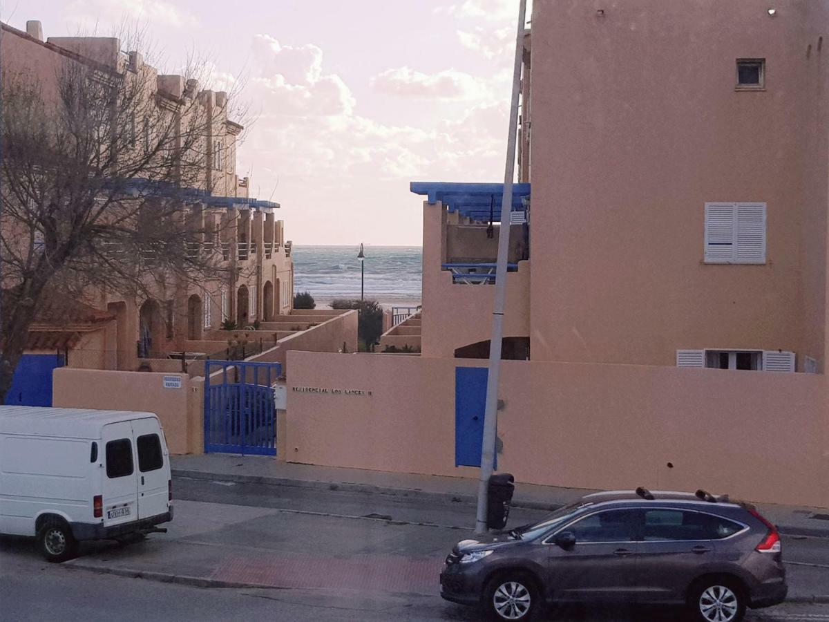 Tarifa Cozy House - Beach View & Balcony Екстериор снимка